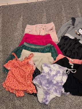 Girls Size 6 Mixed Clothing Lot